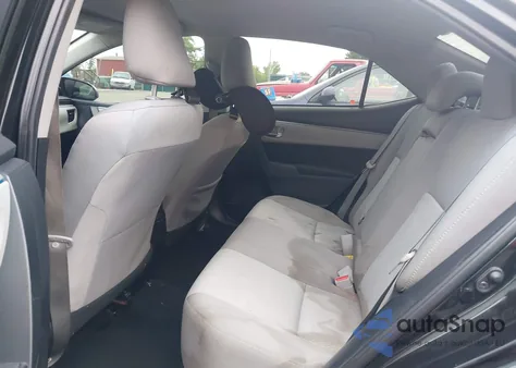 2016 Toyota Corolla Le z USA, uszkodzony, nr VIN 2T1BURHE8GC605028